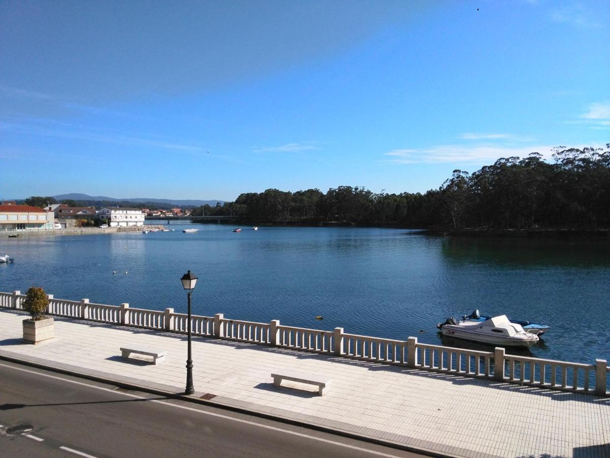 Apartamentos La Pasarela Vilanova de Arousa Exterior foto