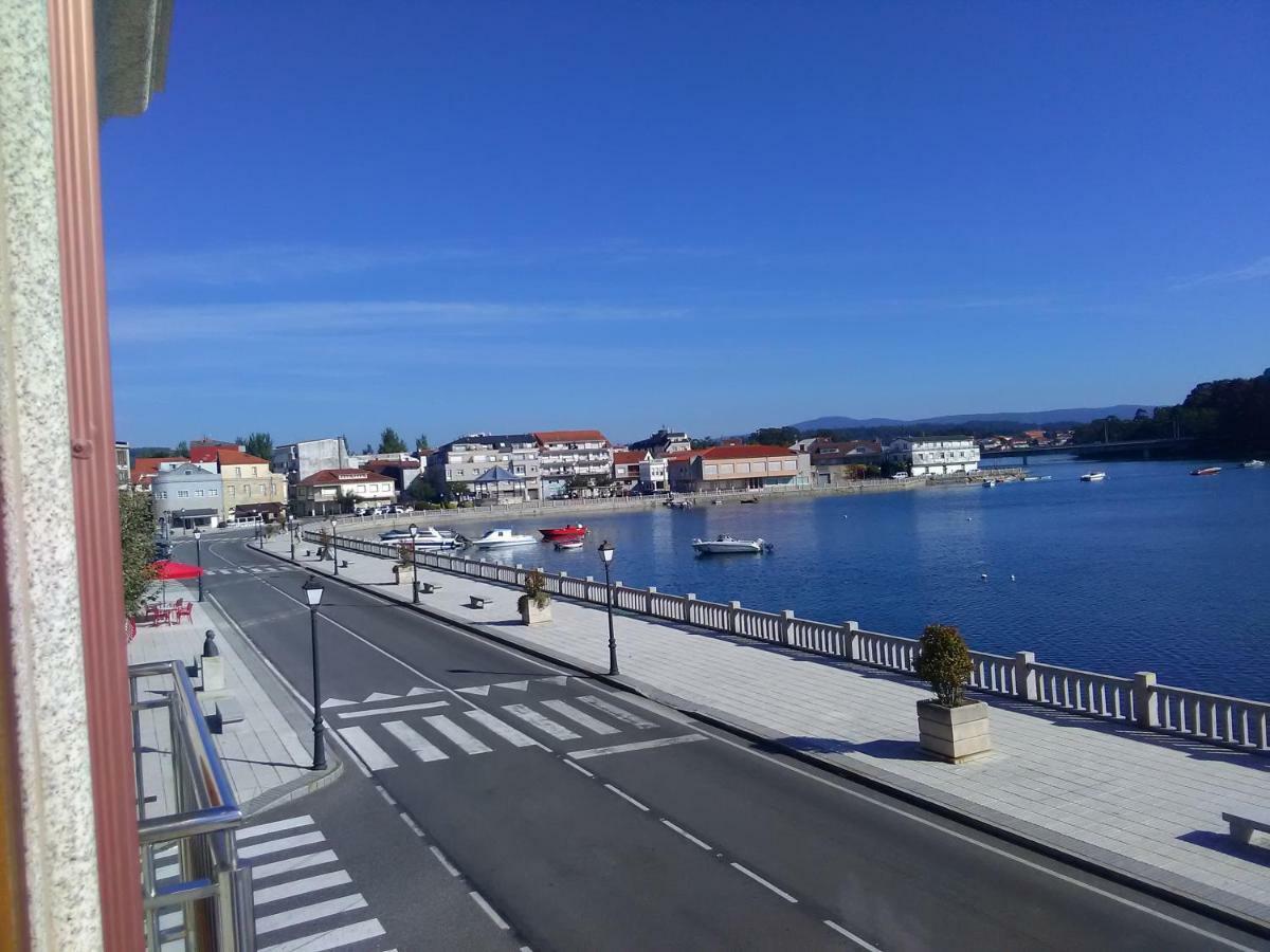 Apartamentos La Pasarela Vilanova de Arousa Exterior foto